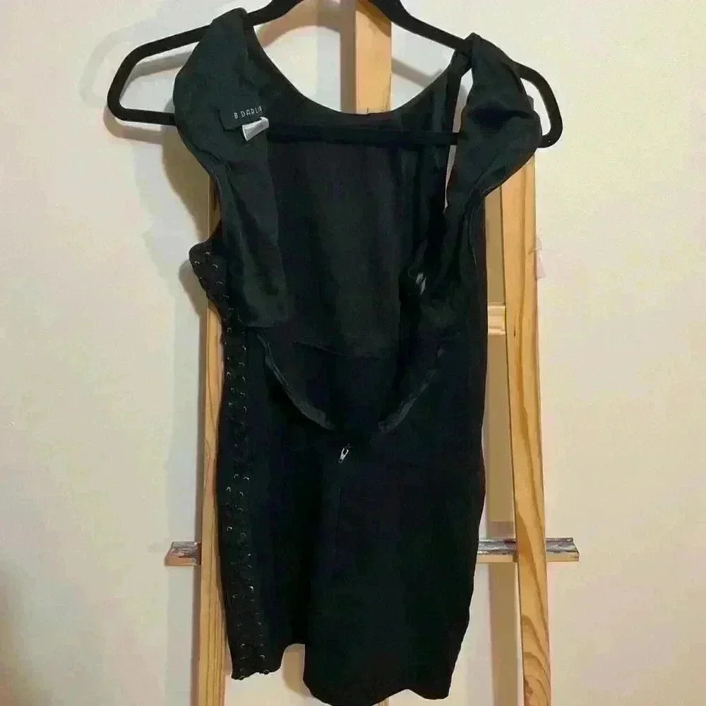 B Darlin bodycon black dress with side ribbons and a zip closure size medium - Picture 2 of 8
